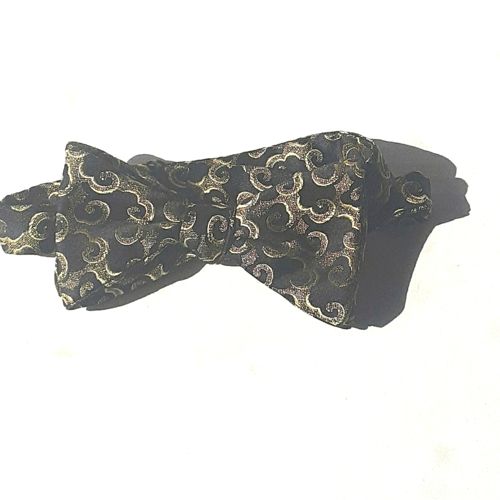 NIB Robert Talbott Silk Bowtie
